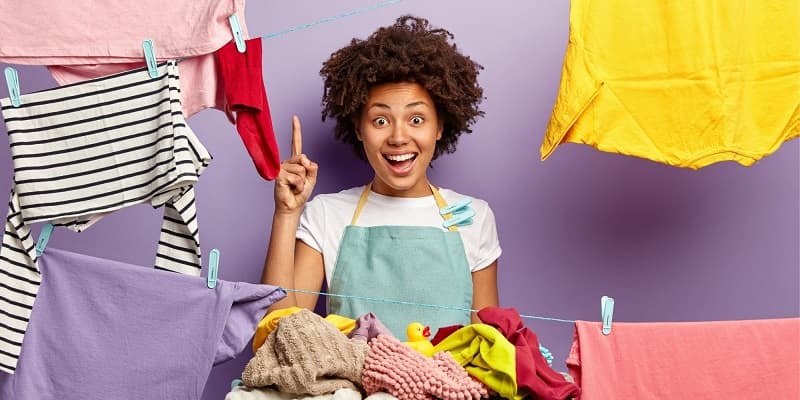 Pourquoi le sèche-linge sent mauvais ? - SOS Accessoire