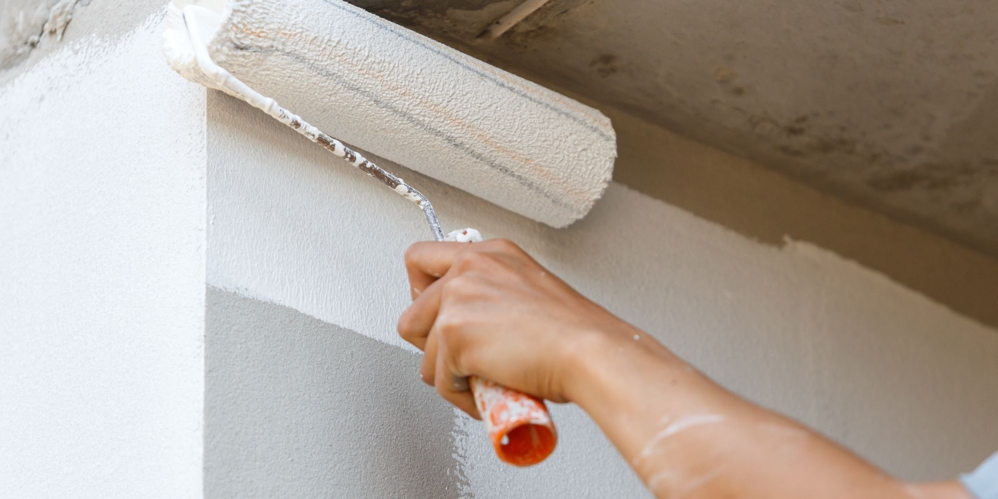 Peinture anti moisissure et humidité blanche pour murs et plafonds