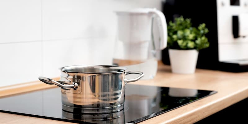 Comment choisir la bonne plaque de cuisson à induction