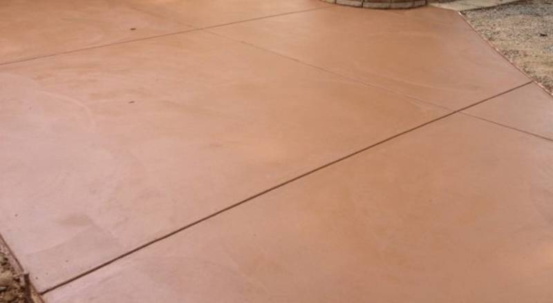 terrasse en béton coloré