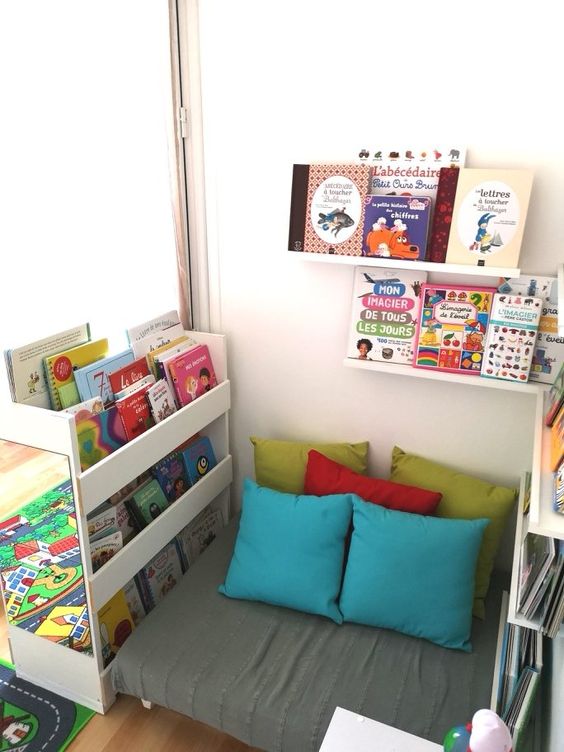 coin calme dans une salle de jeux pour enfants