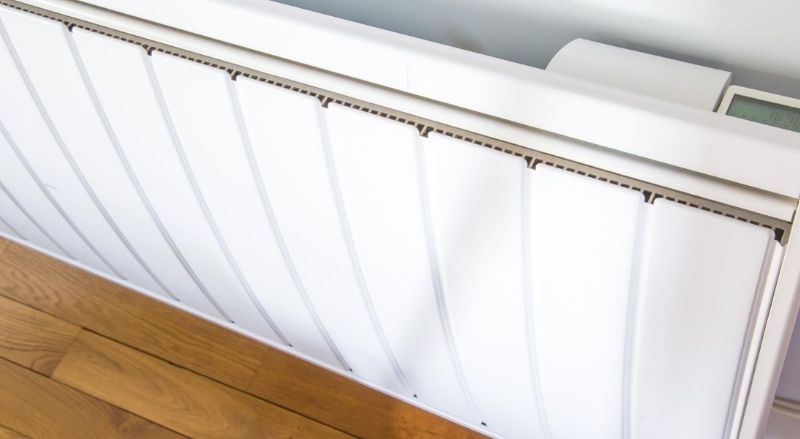 radiateur électrique dans une maison ancienne