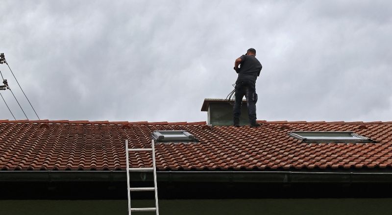 Le Ramonage de la Cheminée : Tout ce qu'il Faut Savoir