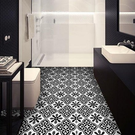 8 solutions pour rénover sa salle de bain sans casser le carrelage