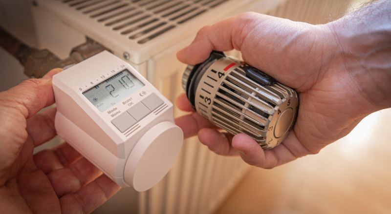 Comment installer un robinet et une tête thermostatique sur un radiateur ?