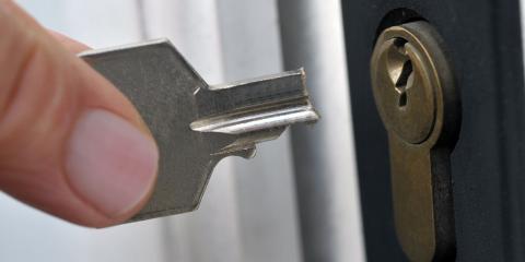 Clé cassée dans une serrure de porte d'entrée