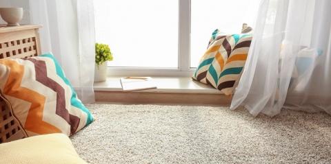 Vue d'un intérieur avec sol en moquette